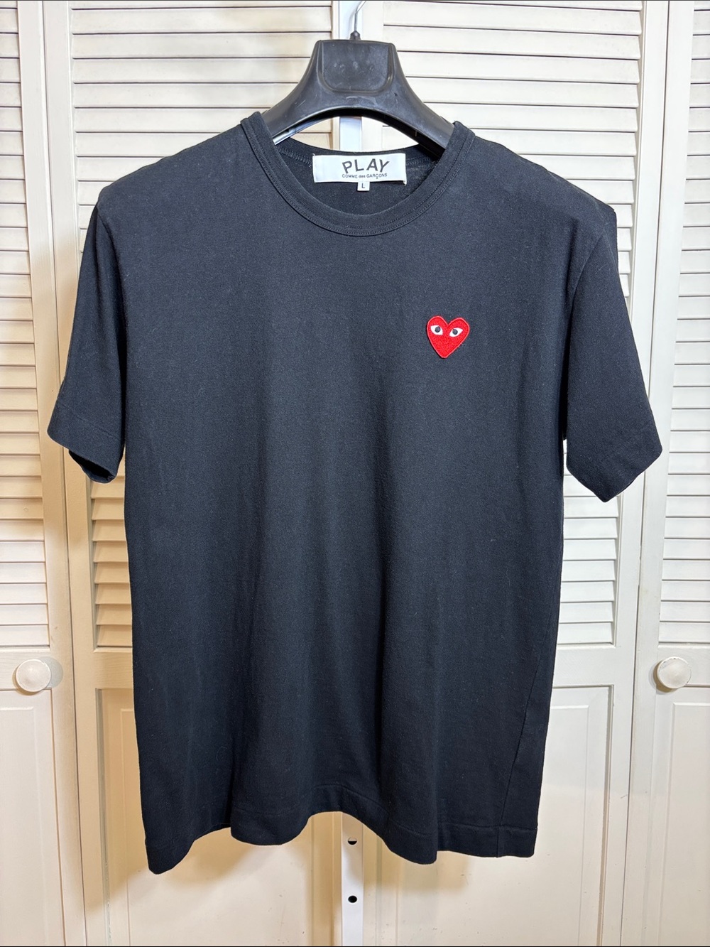 Comme des Garcons PLAY Men's Black Tee with Red Heart Logo Large